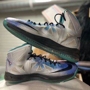 Pre-Loved NIKE LEBRON 10 “PURE PLATINUM” [SIZE 14M]